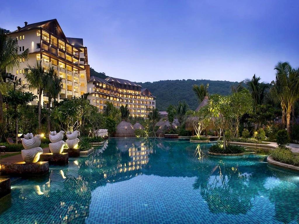 ShiXiShu JianGuo Yalong Bay Resort Hotel