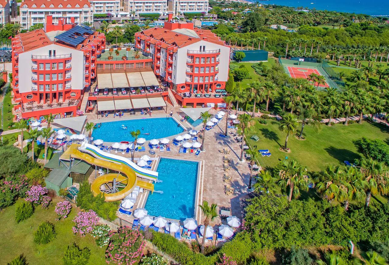 Royal Atlantis Beach Hotel