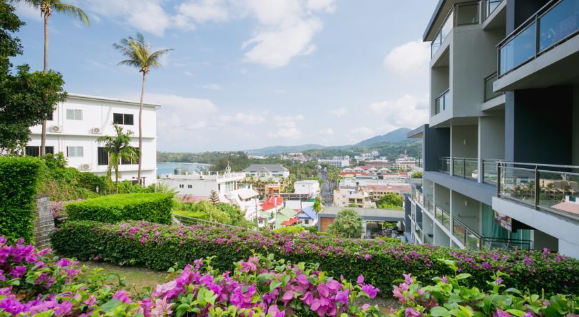 Sugar Palm Grand Hillside