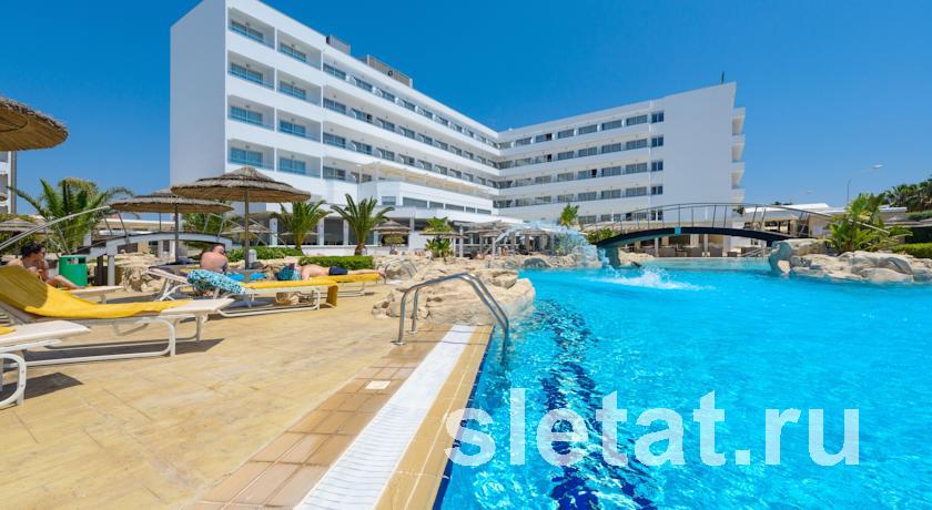 Tasia Maris Beach Hotel & Spa