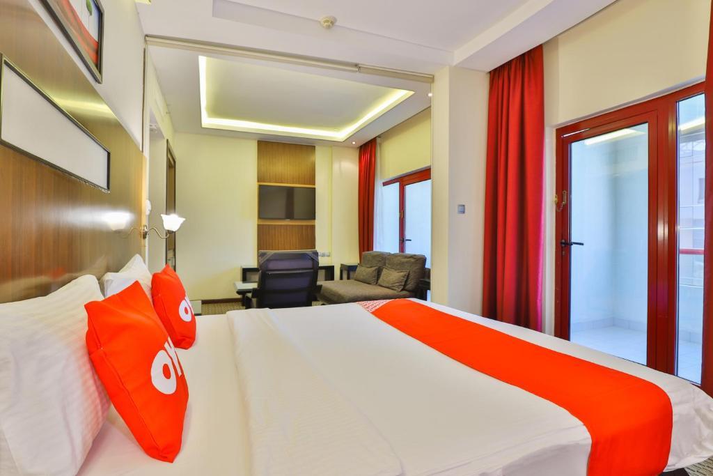 Sun & Sands Downtown