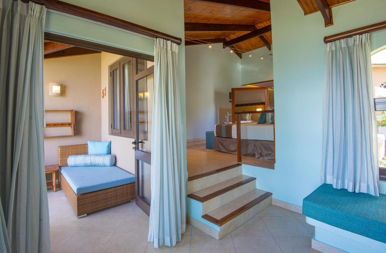 Coco de Mer Hotel & Black Parrot Suites