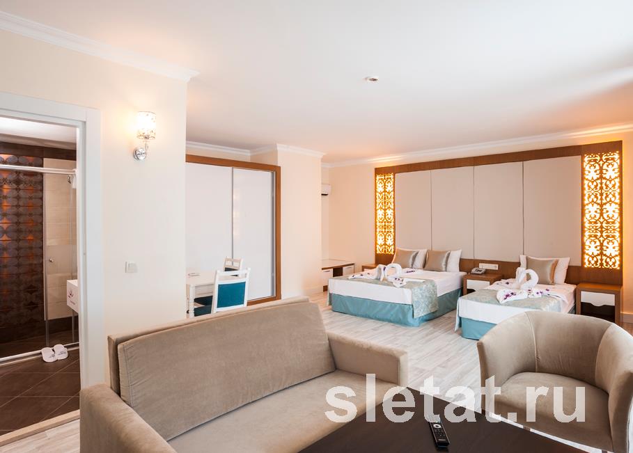 Concordia Celes Hotel