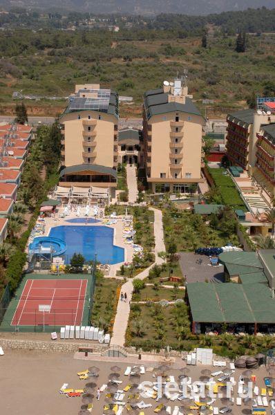 Concordia Celes Hotel